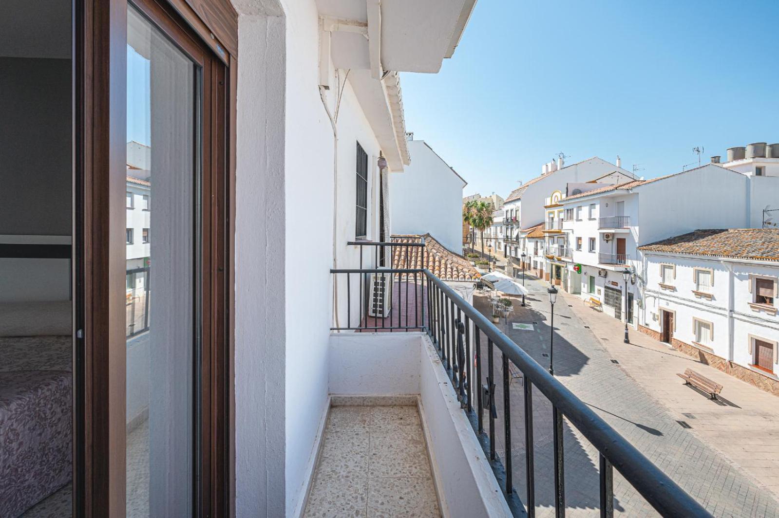 Hostal Ocana Манилва Екстериор снимка