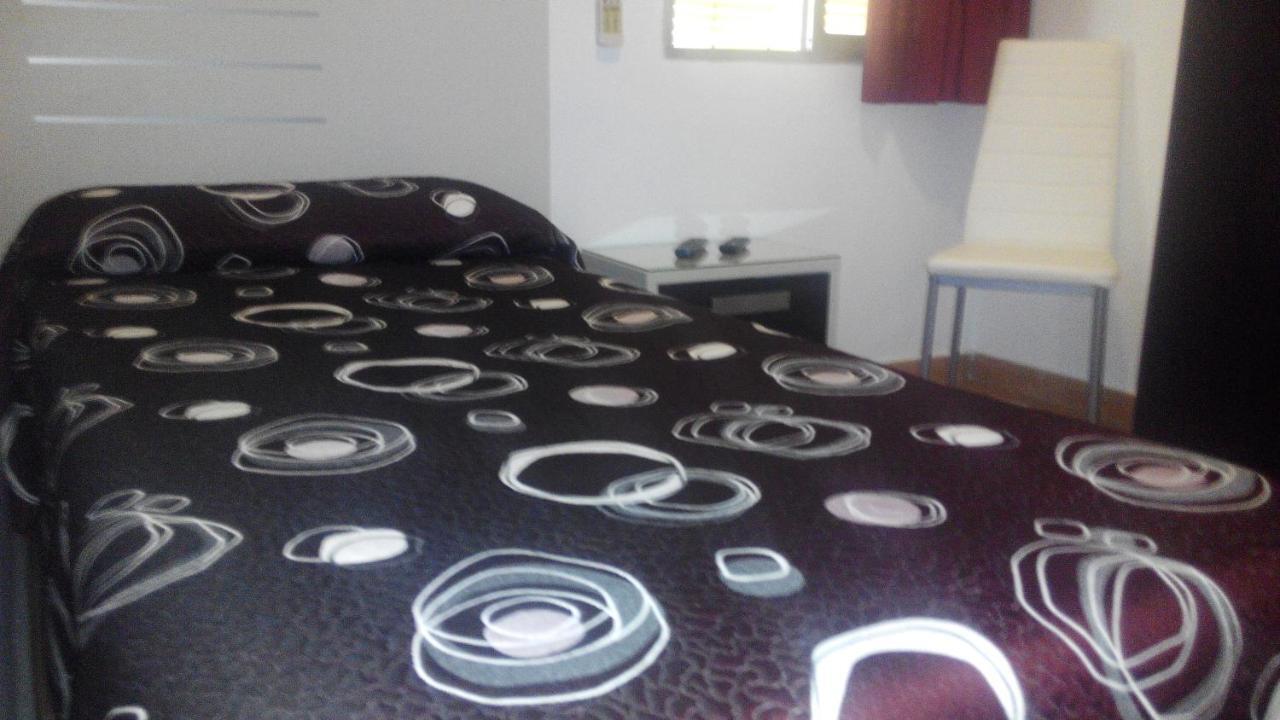Hostal Ocana Манилва Стая снимка